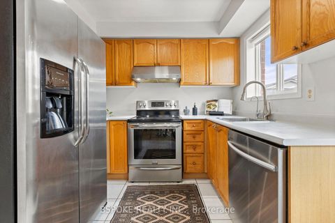 Photo 15 at 2066 St Clair Avenue W, Junction Area, Toronto