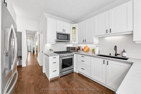 Photo 12 at 198 Macpherson Avenue, Annex, Toronto