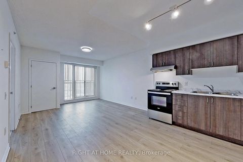 Photo 5 at 620 - 1 Falaise Road, West Hill, Toronto