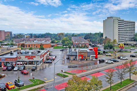 Photo 13 at 620 - 1 Falaise Road, West Hill, Toronto