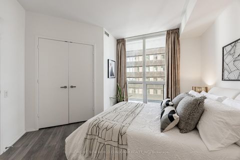 Photo 14 at 5010 - 45 CHARLES Street E, Yonge Corridor, Toronto