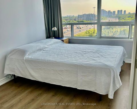 Photo 5 at 713 - 1 Rean Drive, Bayview Village, Toronto