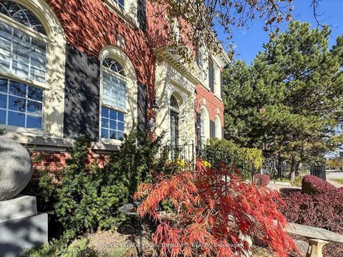 Photo 1 at 68 Regent Street, Mill Pond, Richmond Hill