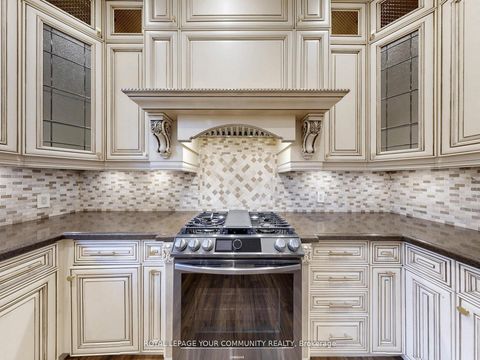 Photo 10 at 68 Regent Street, Mill Pond, Richmond Hill