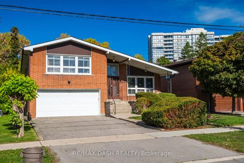 Photo 1 at 48 Russfax Drive, Branson, Toronto