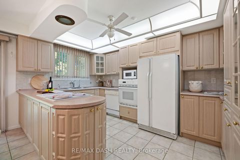 Photo 10 at 48 Russfax Drive, Branson, Toronto