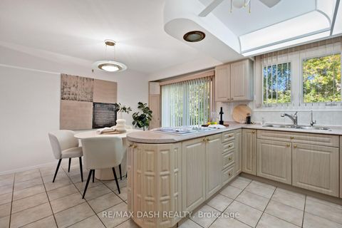 Photo 11 at 48 Russfax Drive, Branson, Toronto