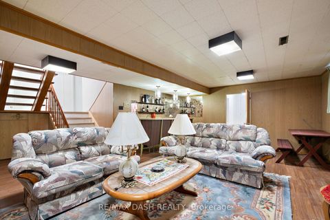 Photo 23 at 48 Russfax Drive, Branson, Toronto