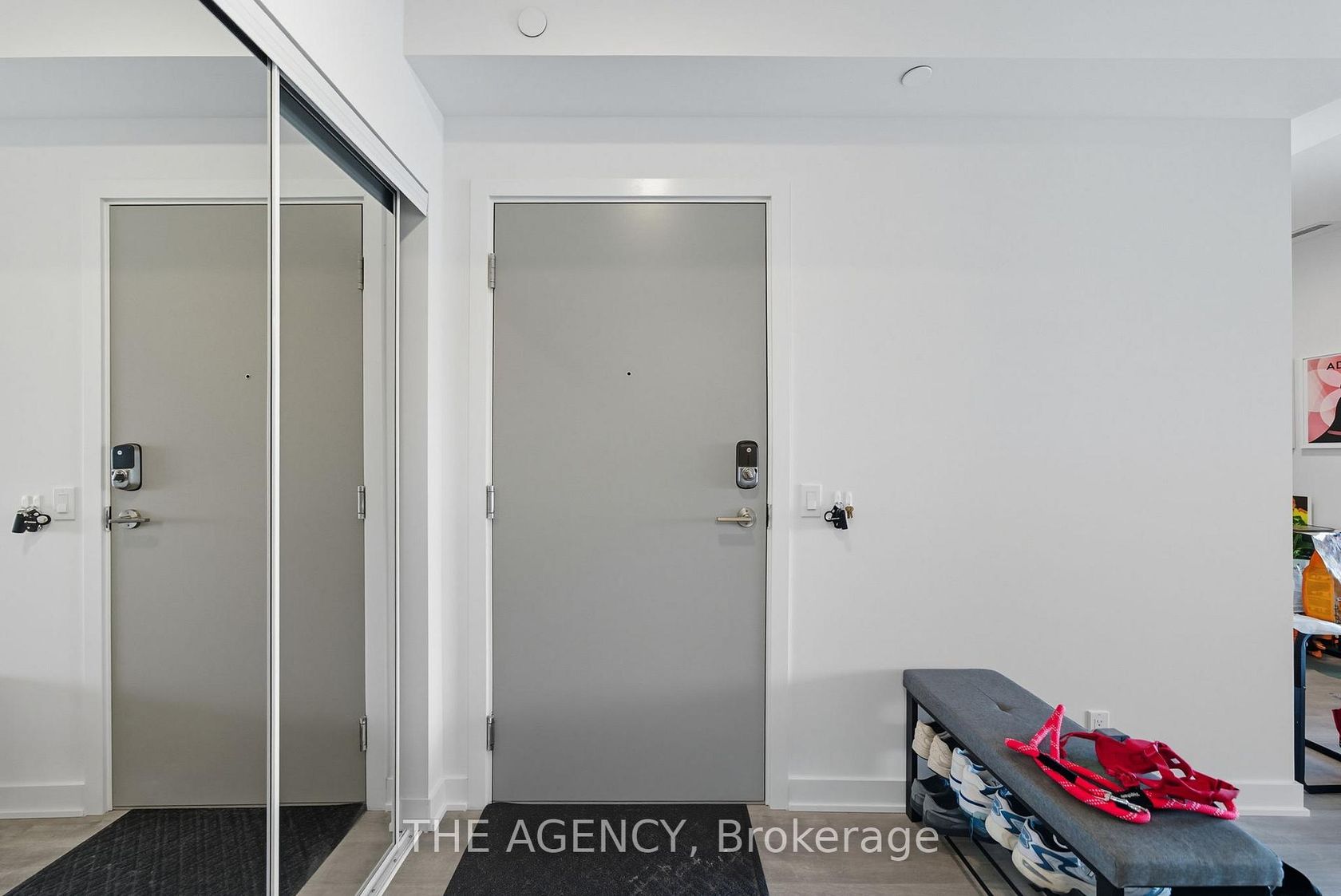 1411 - 30 Upper Mall Way, Brownridge, Vaughan 