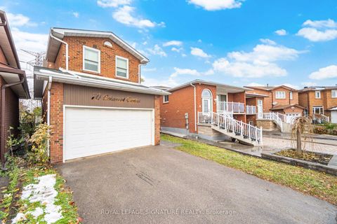 Photo 1 at 70 Oakmount Crescent, Glen Shields, Vaughan