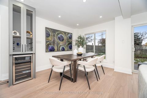 Photo 6 at 70 Oakmount Crescent, Glen Shields, Vaughan