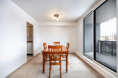 Photo 14 at 412 - 454 Centre Street, Central, Oshawa