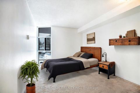 Photo 19 at 412 - 454 Centre Street, Central, Oshawa