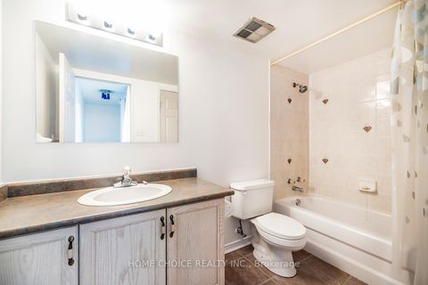 Photo 26 at 412 - 454 Centre Street, Central, Oshawa