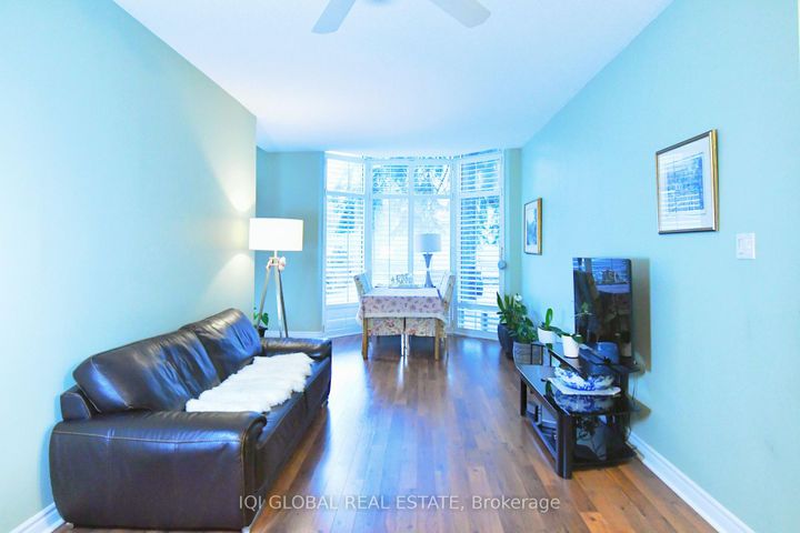 Photo 8 at 109 - 2511 Lakeshore Road W, BR Bronte, Oakville