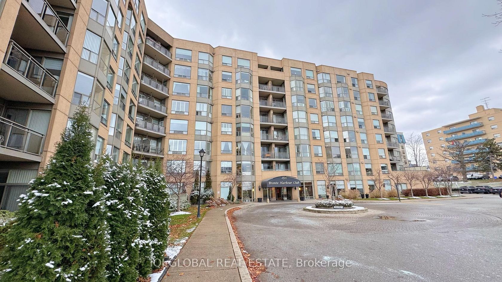 109 - 2511 Lakeshore Road W, BR Bronte, Oakville 