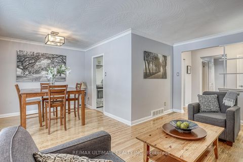 Photo 8 at 7 Chopin Avenue, Ionview, Toronto