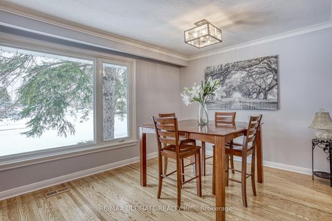 Photo 9 at 7 Chopin Avenue, Ionview, Toronto