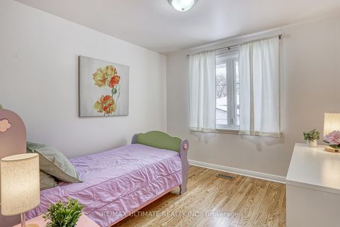 Photo 20 at 7 Chopin Avenue, Ionview, Toronto