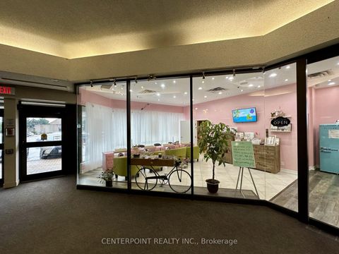 Photo 8 at 16 - 19 Milliken Boulevard, Milliken, Toronto