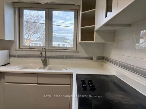 Photo 8 at 1 Brady Crescent, Jane Heights, Toronto