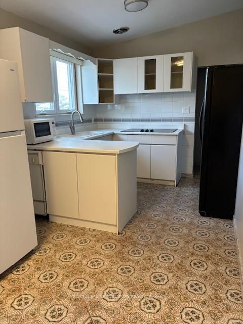 Photo 9 at 1 Brady Crescent, Jane Heights, Toronto