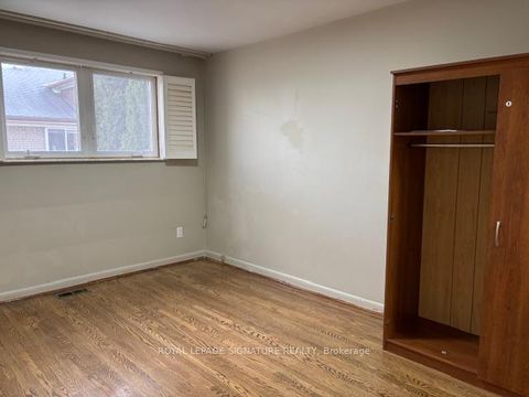 Photo 17 at 1 Brady Crescent, Jane Heights, Toronto