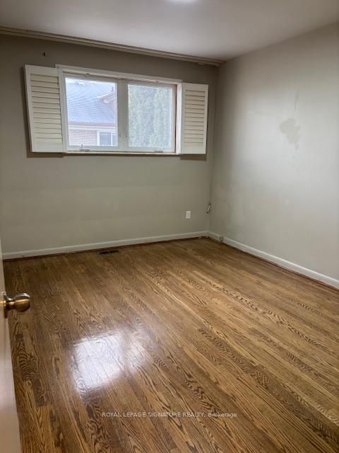 Photo 18 at 1 Brady Crescent, Jane Heights, Toronto