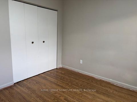 Photo 22 at 1 Brady Crescent, Jane Heights, Toronto