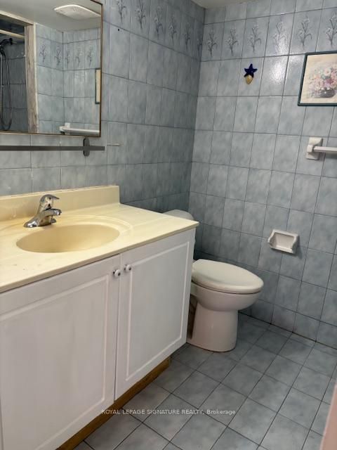 Photo 30 at 1 Brady Crescent, Jane Heights, Toronto