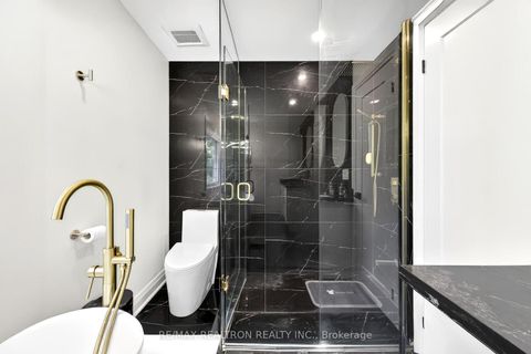 Photo 25 at 1 Rosegarden Crescent, Oak Ridges, Richmond Hill