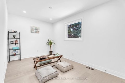 Photo 26 at 1 Rosegarden Crescent, Oak Ridges, Richmond Hill