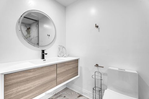 Photo 39 at 1 Rosegarden Crescent, Oak Ridges, Richmond Hill