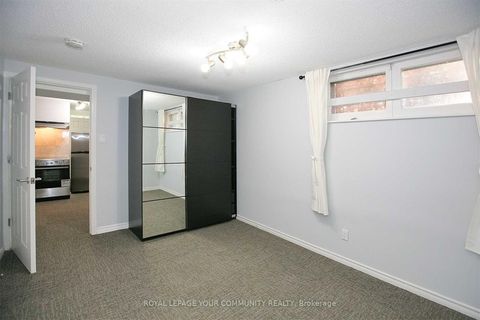 Photo 10 at 8 Stanwood Crescent, Humbermede, Toronto