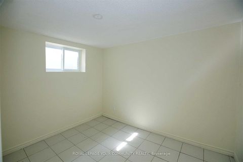 Photo 12 at 8 Stanwood Crescent, Humbermede, Toronto