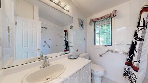 Photo 22 at 21 Banbury Road, Don Mills, Toronto