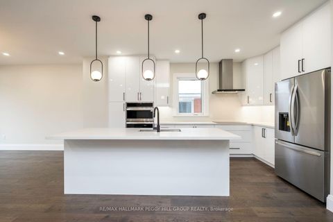 Photo 3 at 18 Bellman Avenue, Alderwood, Toronto