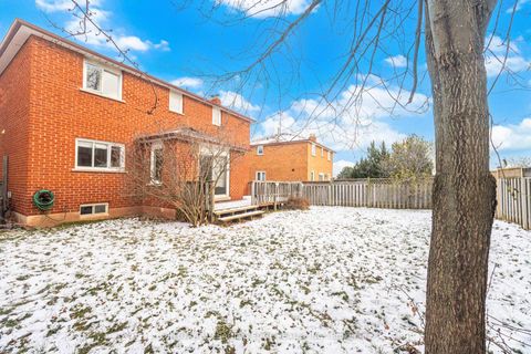 Photo 34 at 260 Old Orchard Circle, WC Wedgewood Creek, Oakville