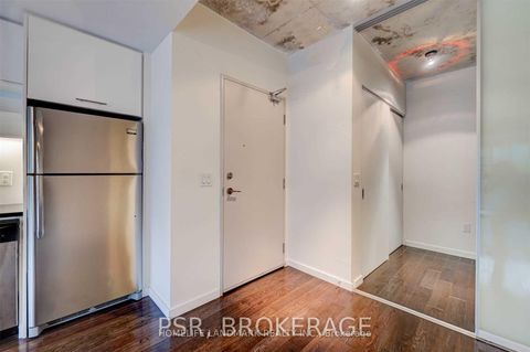 Photo 1 at 617 - 32 Trolley Crescent, Moss Park, Toronto