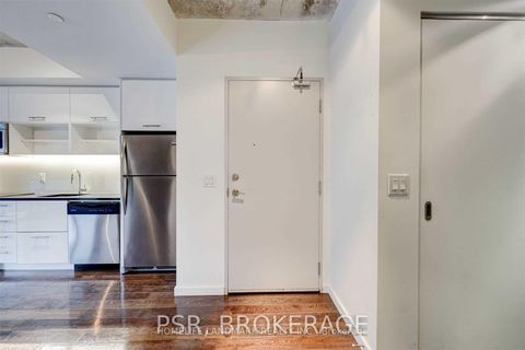 Photo 2 at 617 - 32 Trolley Crescent, Moss Park, Toronto