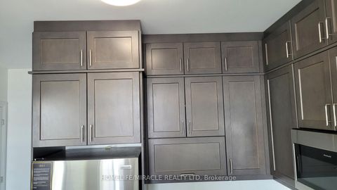 Photo 12 at 510 - 50 Kaitting Trail, GO Glenorchy, Oakville