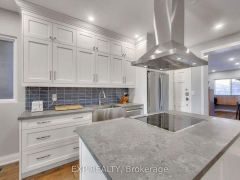 Photo 5 at 29 Cloverdale Road, Pellam Park, Toronto