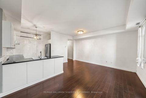 Photo 16 at 331 - 500 Richmond Street W, Waterfront Communities C1, Toronto