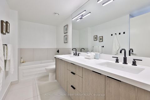 Photo 20 at 1704 - 438 King Street W, Waterfront Communities C1, Toronto