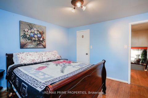 Photo 24 at 81 Silverstone Drive, Jamestown, Toronto