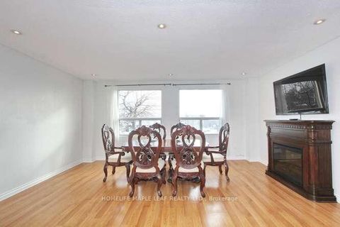 Photo 17 at 7-13 - 13 Lotherton Pathway, Glen Park, Toronto