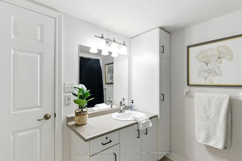 Photo 20 at 305 - 1490 Bishops Gate, GA Glen Abbey, Oakville