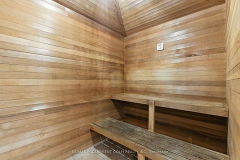 Photo 26 at 305 - 1490 Bishops Gate, GA Glen Abbey, Oakville