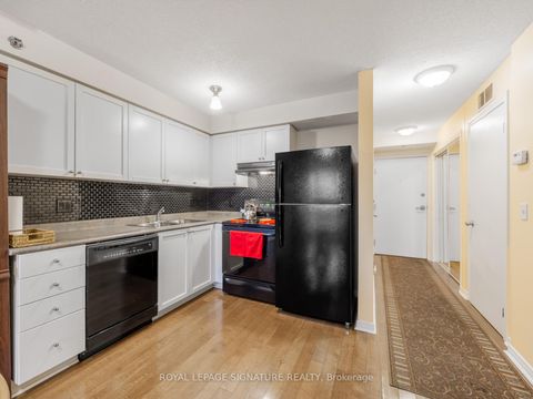 Photo 3 at 430 - 684 Warden Avenue, Birchmount, Toronto