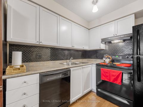 Photo 4 at 430 - 684 Warden Avenue, Birchmount, Toronto